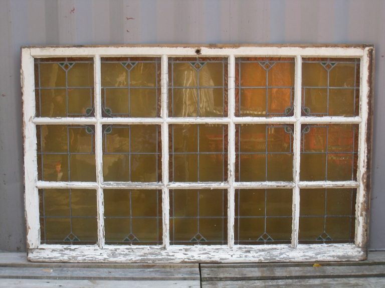 N004 – Glas in lood